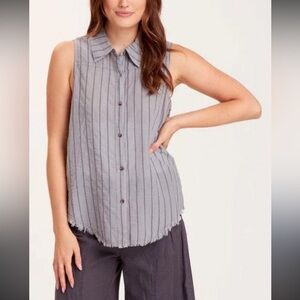XCVI Wearables Striped Otto Top Size M Grey Cotton Graze Lagenlook Frayed Hem